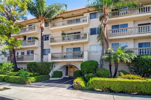 5400 Lindley Avenue #101, Encino, CA 91316