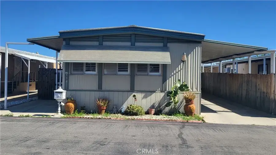 20652 Lassen #114, Chatsworth, CA 91311 - #2