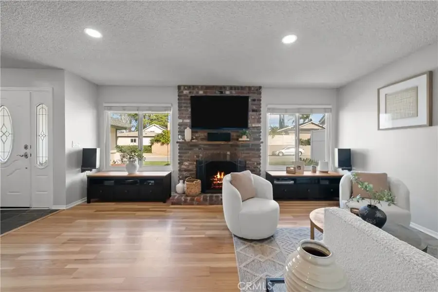 27939 Honeycomb, Saugus, CA 91350 - #3