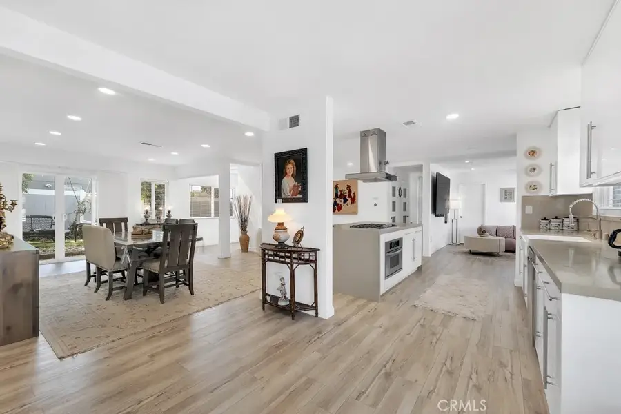 22736 Schoolcraft, West Hills, CA 91307 - #2