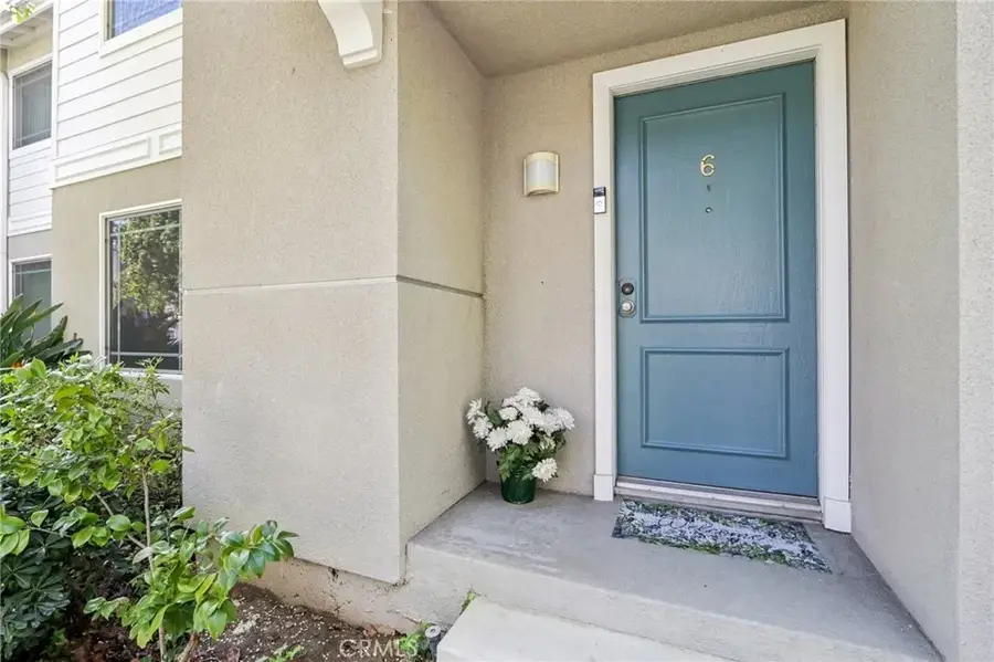 17800 Devonshire Street #6, Northridge, CA 91325 - #2