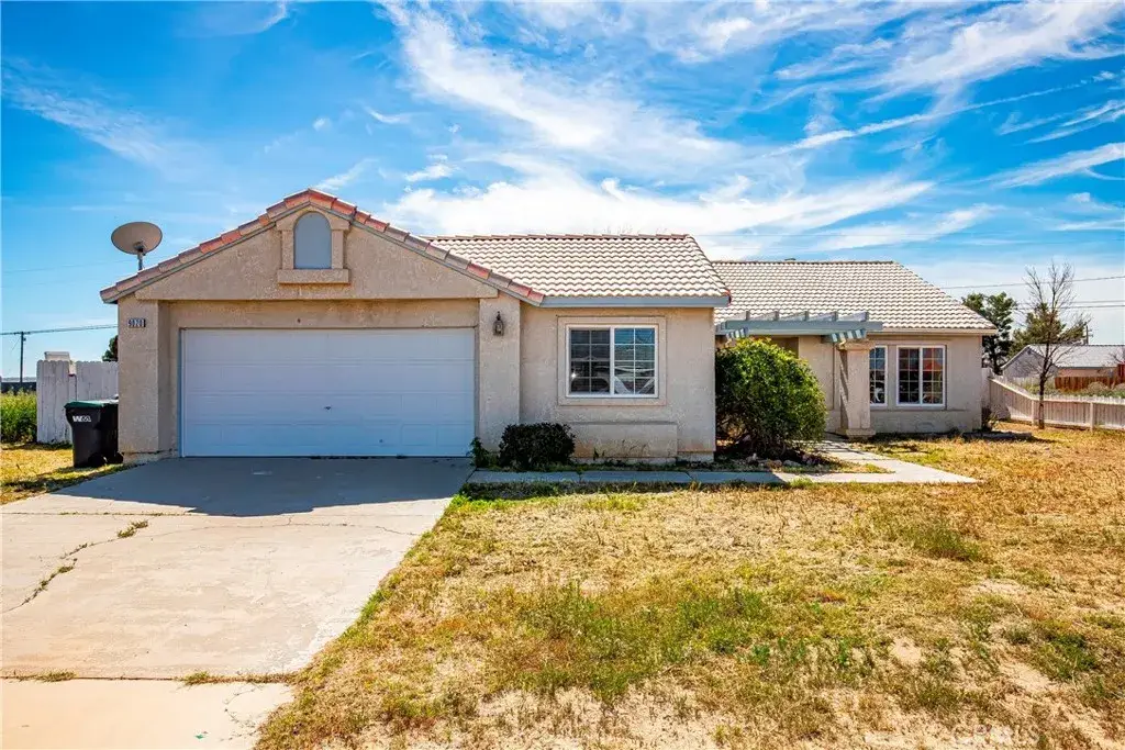 9020 Redwood, California City, CA 93505 - #1