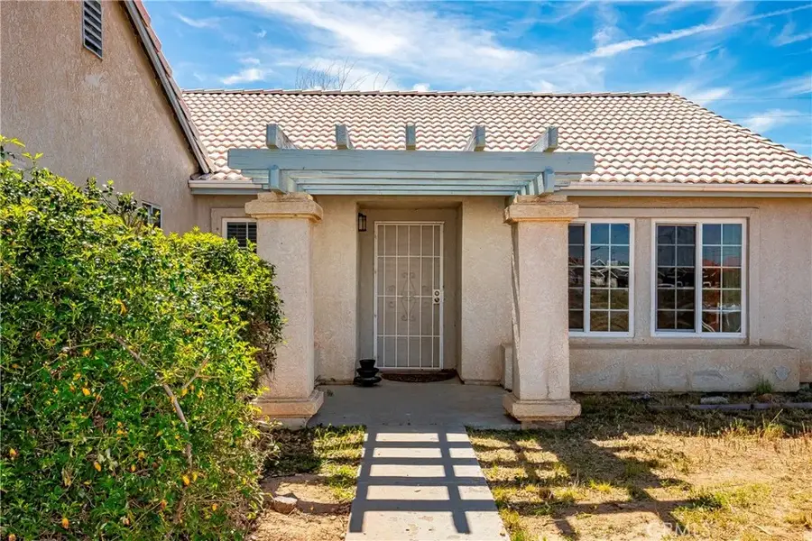 9020 Redwood, California City, CA 93505 - #3
