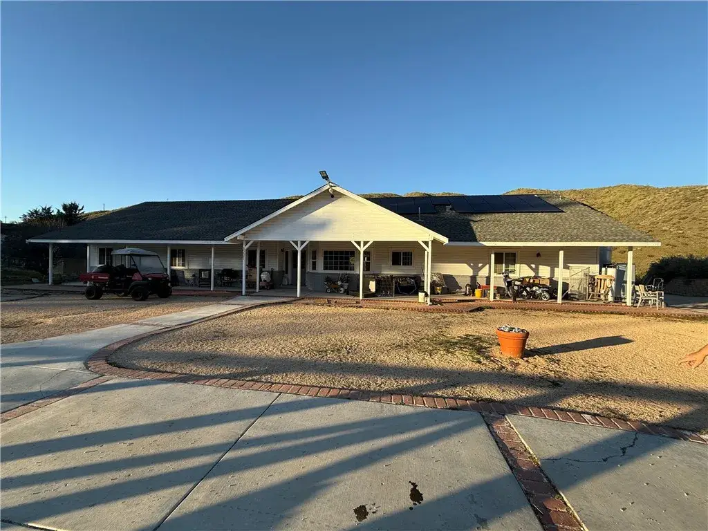 6221 Elizabeth Lake Road, Leona Valley, CA 93551 - #1