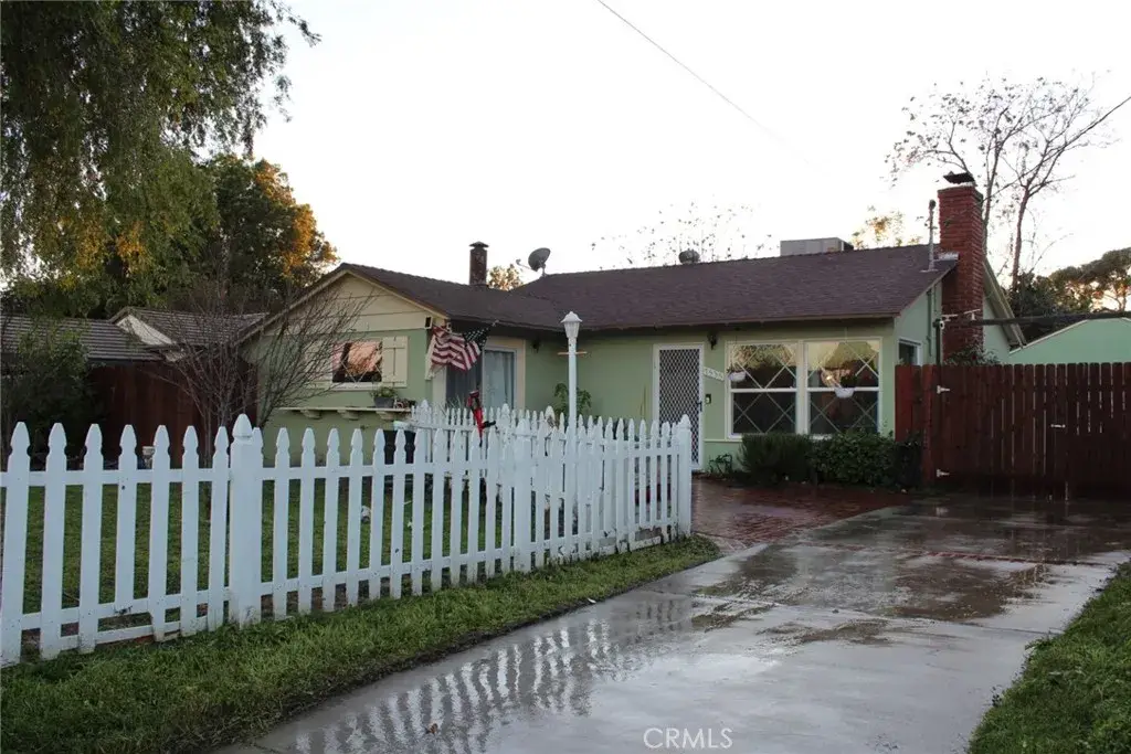 7535 Vanalden, Reseda, CA 91335 - #1
