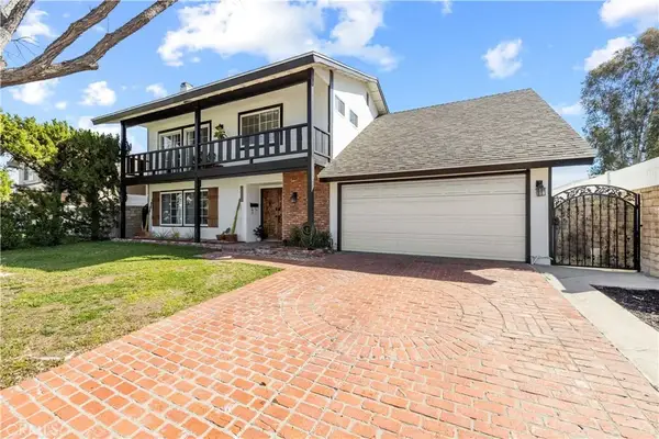 22930 Las Mananitas, Valencia, CA 91354