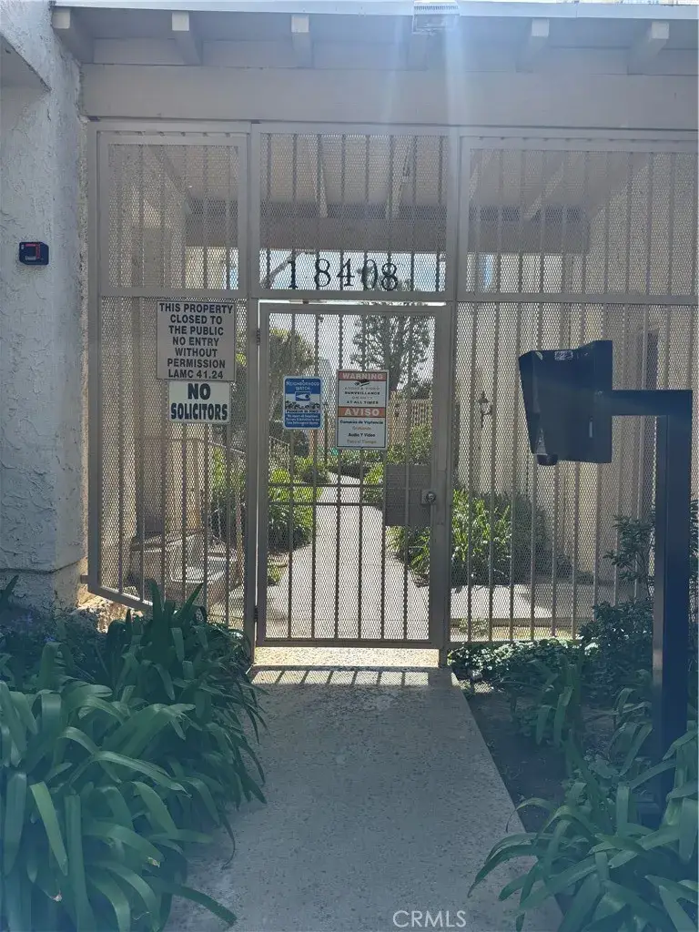 18408 Hatteras #13, Tarzana, CA 91356 - #3