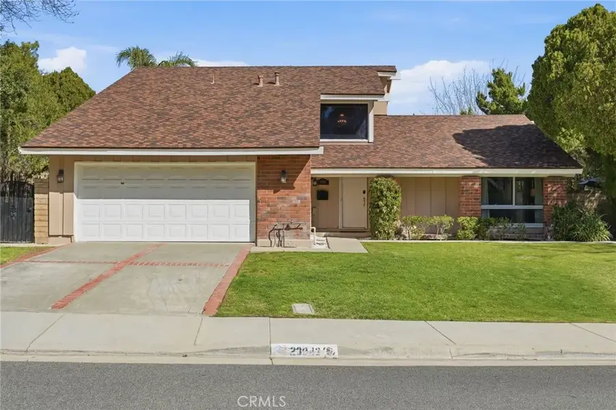 23943 Via Flamenco, Valencia, CA 91355 - #3