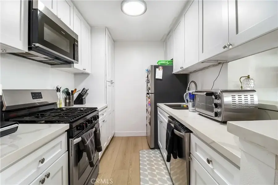 5700 Etiwanda #105, Tarzana, CA 91356 - #3