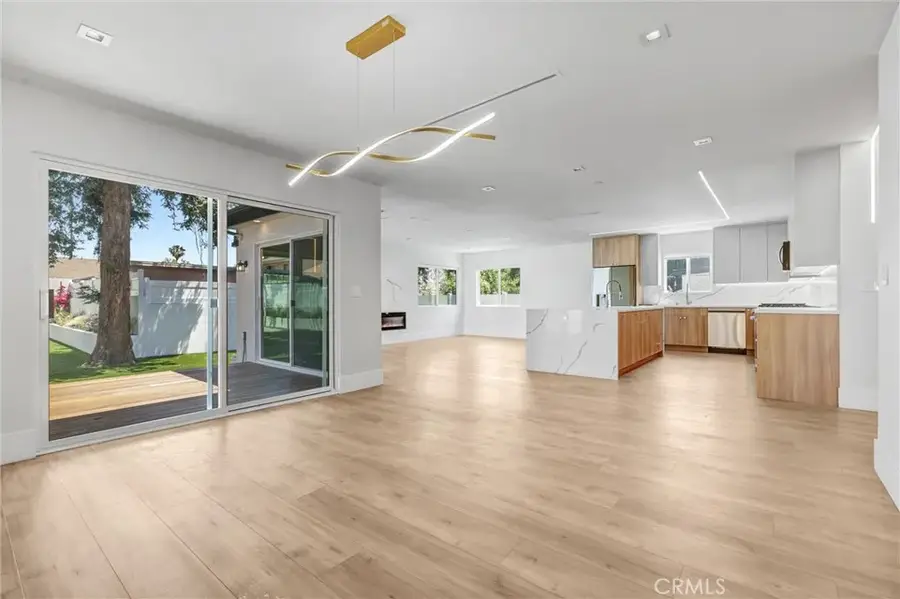 7508 Claire Avenue, Reseda, CA 91335 - #3