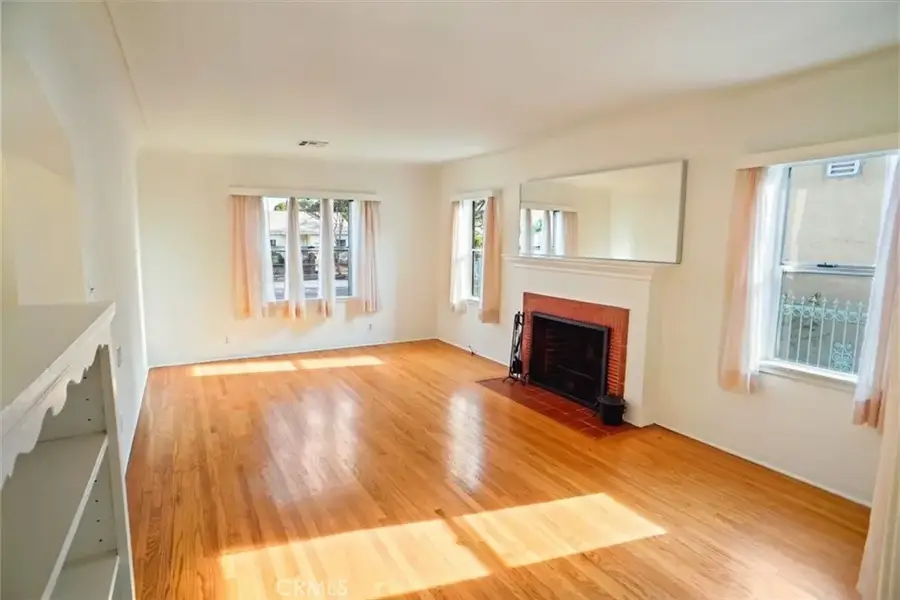 249 W Santa Anita, Burbank, CA 91502 - #3