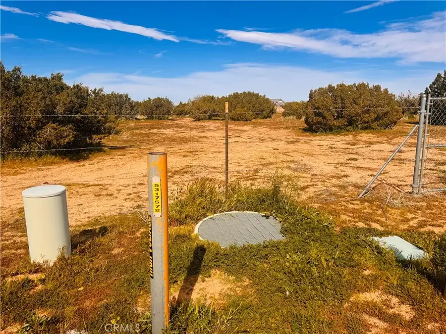 22 West Ave O8 West, Palmdale, CA 93551 - #2