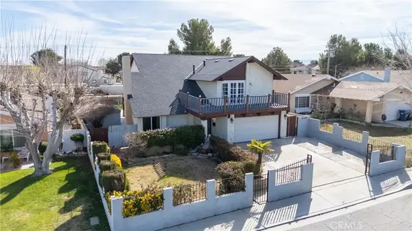 44520 Fenhold, Lancaster, CA 93535