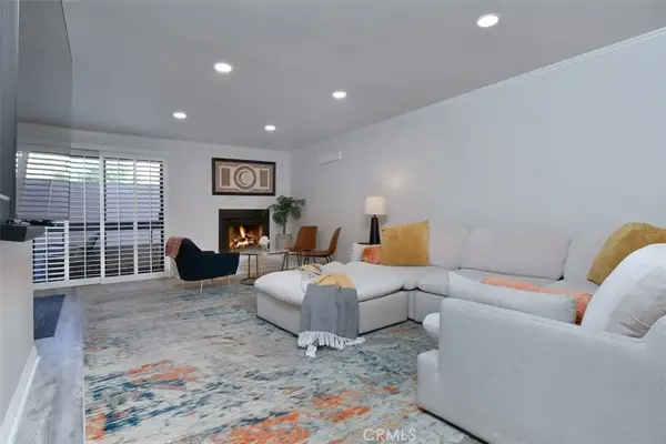 11911 Magnolia Boulevard #16, Valley Village, CA 91607