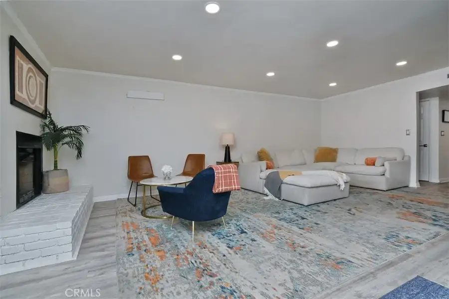 11911 Magnolia Boulevard #16, Valley Village, CA 91607 - #3