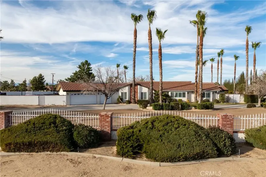 2651 W Avenue O, Palmdale, CA 93551 - #2