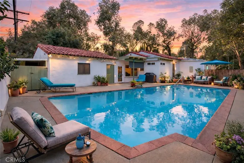 4905 Alhama, Woodland Hills, CA 91364 - #1