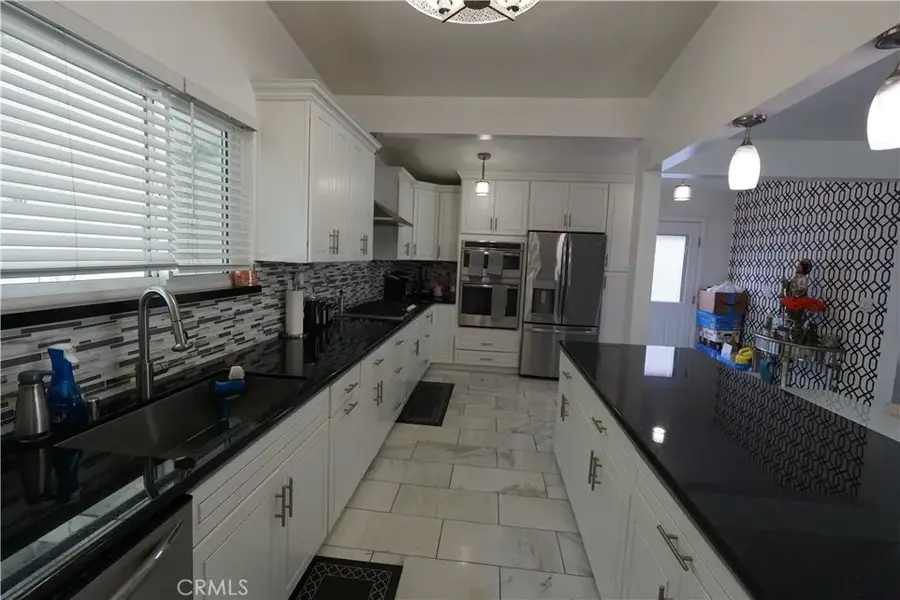 9327 Stanwin Avenue, Arleta, CA 91331 - #2