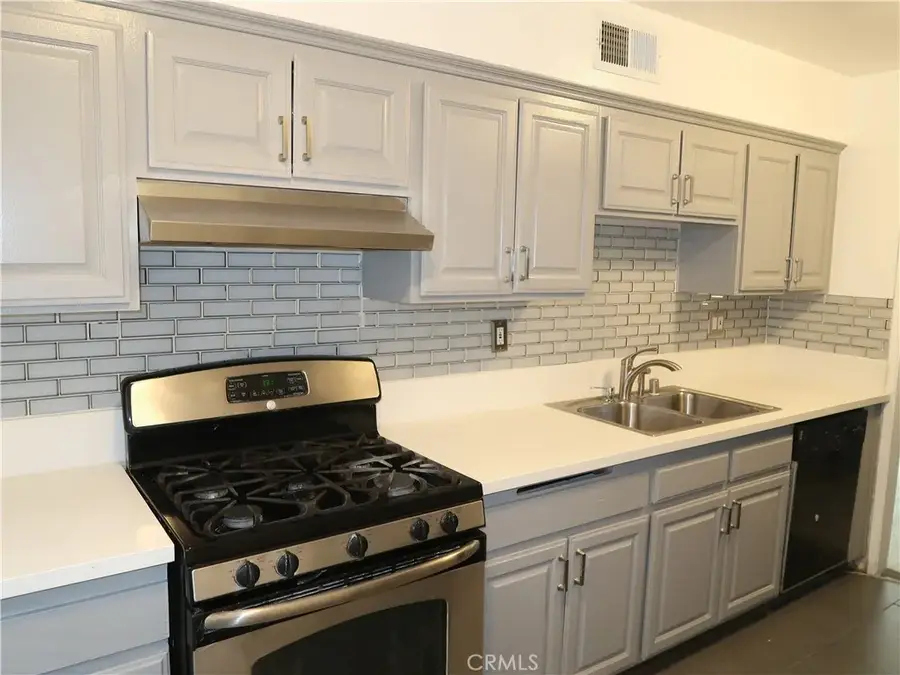 8105 Canby #4, Reseda, CA 91335 - #3