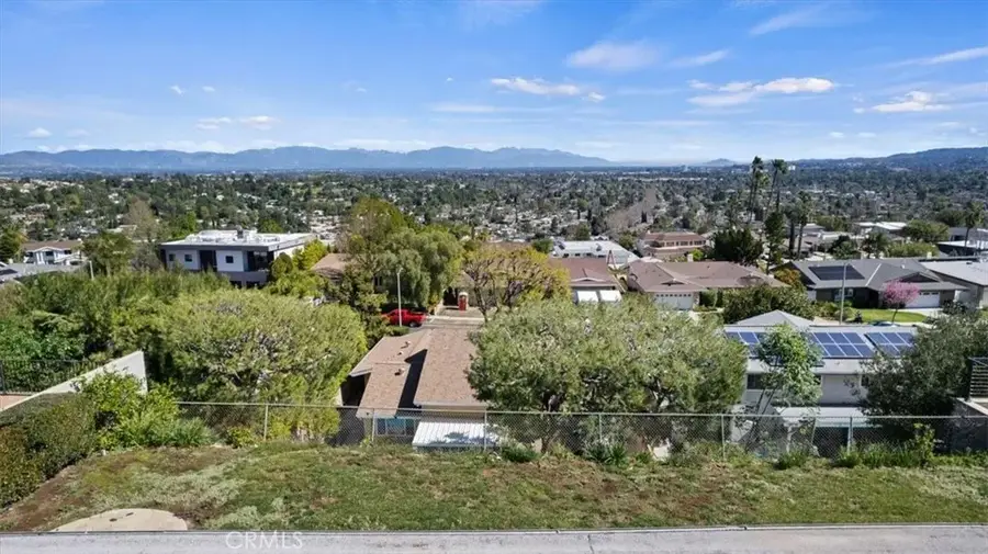 6736 Vickiview, West Hills, CA 91307 - #2