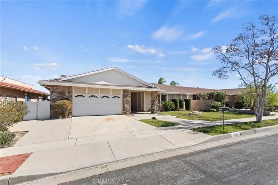 6736 Vickiview, West Hills, CA 91307 - #3