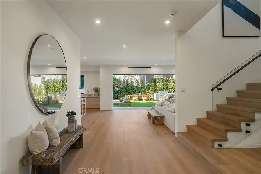 15451 Camarillo Street, Sherman Oaks, CA 91403 - #2