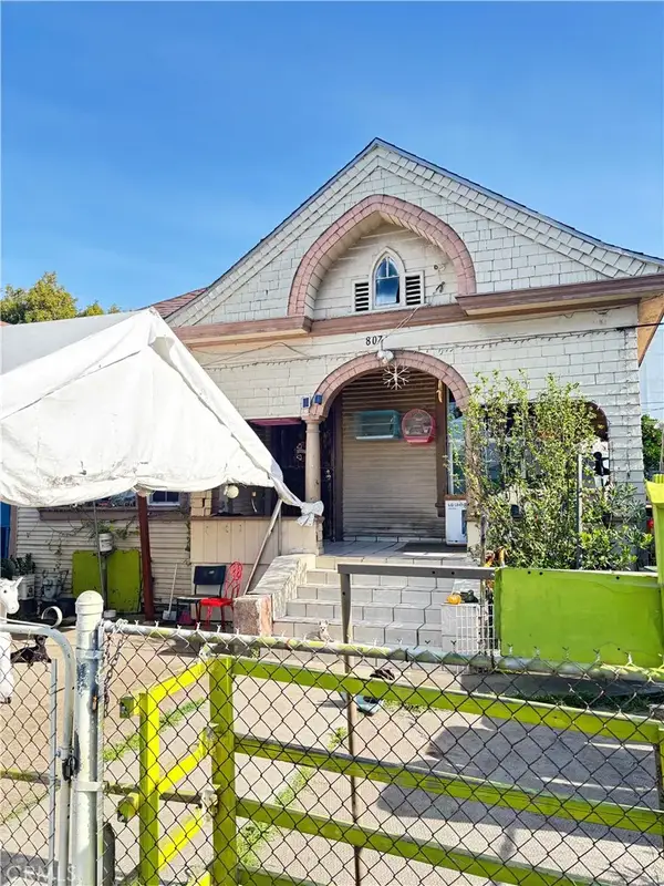 807 E 20th, Los Angeles, CA 90011