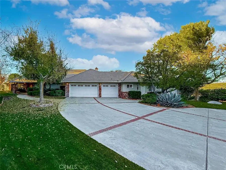 24525 Desert, Newhall, CA 91321 - #3