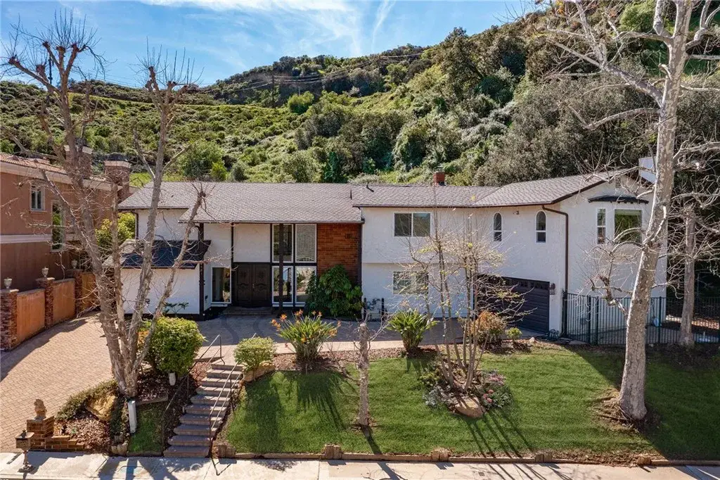 3831 Saint Johnswood Drive, Woodland Hills, CA 91364 - #1