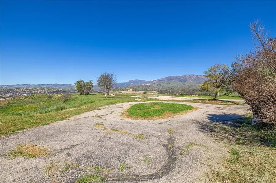 18500 S Mountain, Santa Paula, CA 93060 - #2