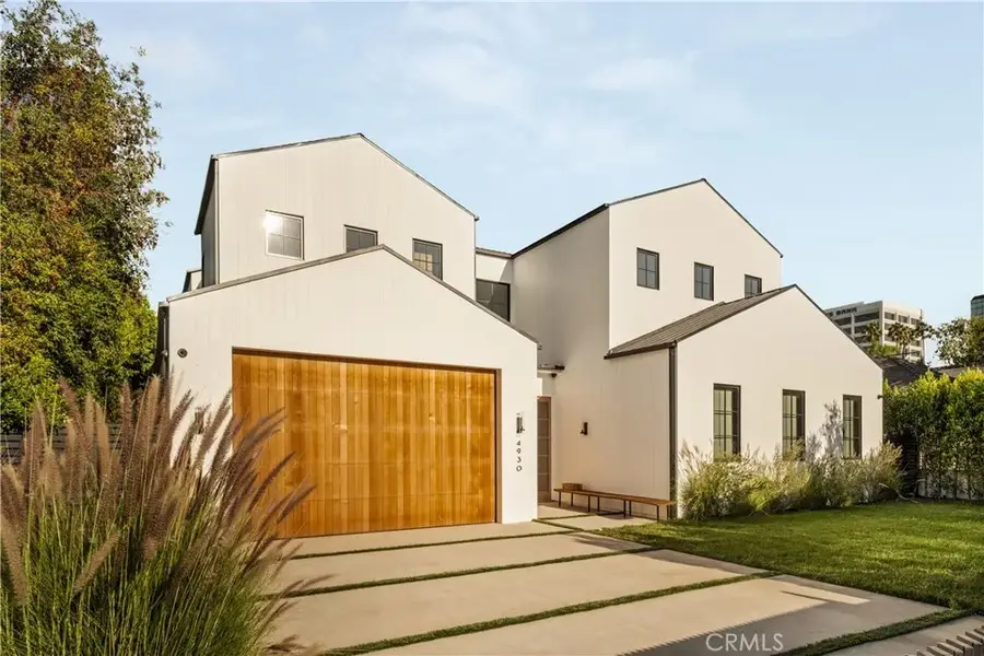 4930 Edgerton Avenue, Encino, CA 91436 - #2