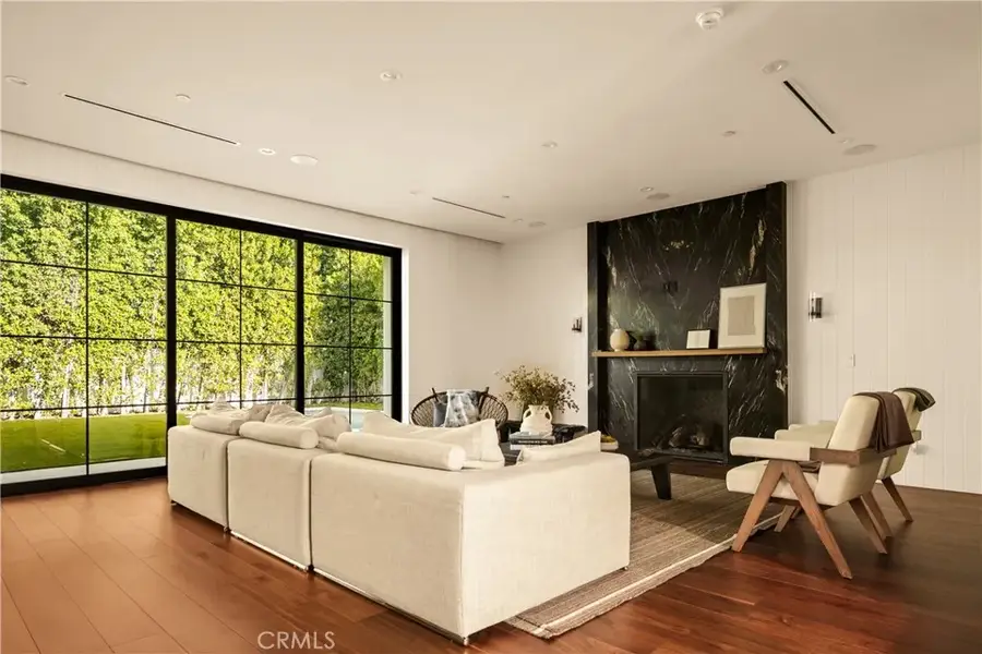 4930 Edgerton Avenue, Encino, CA 91436 - #3