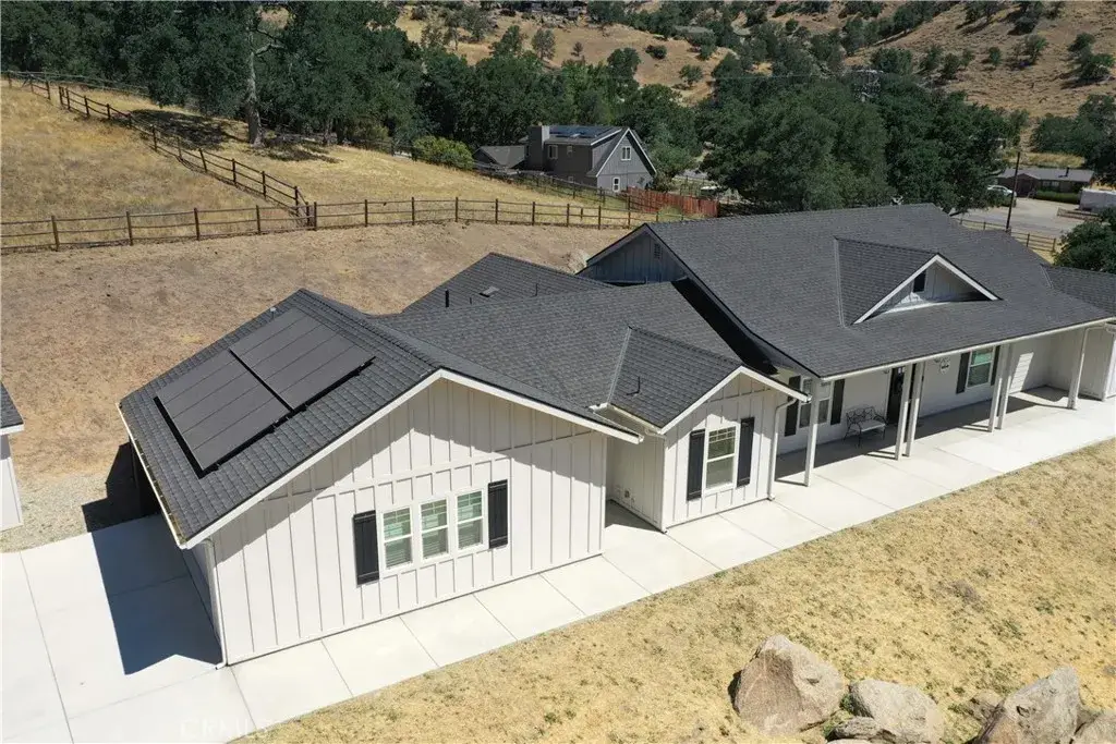 25904 Bear Valley, Tehachapi, CA 93561 - #1