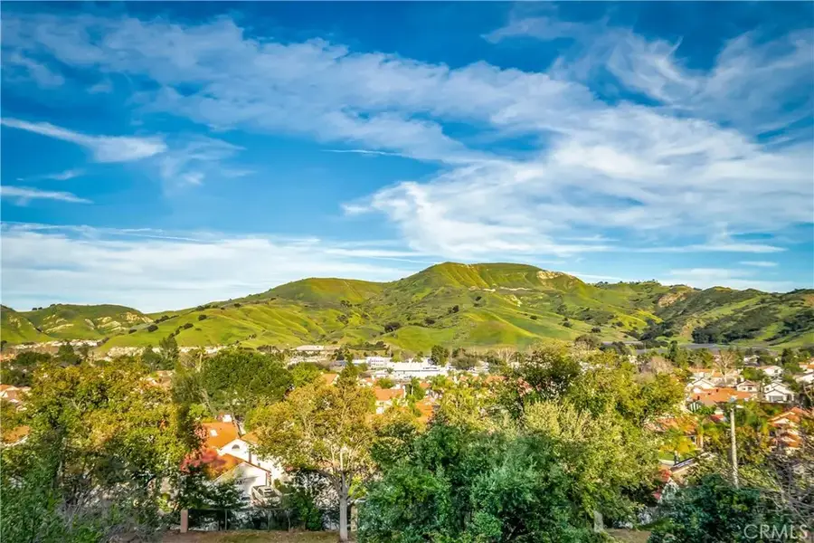 3980 Leighton Point Rd., Calabasas, CA 91301 - #2