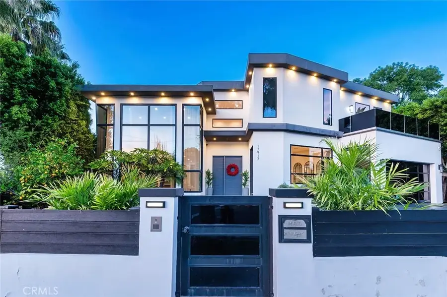 17917 Valley Vista Boulevard, Encino, CA 91316 - #3