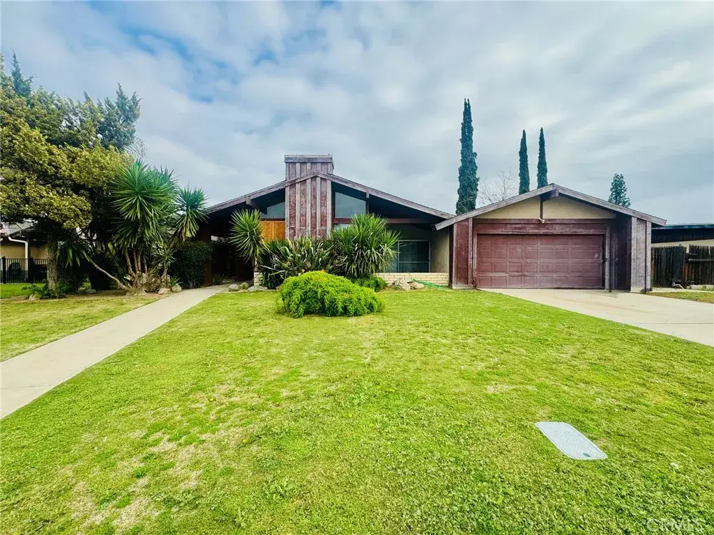 4300 Garnsey, Bakersfield, CA 93309 - #1