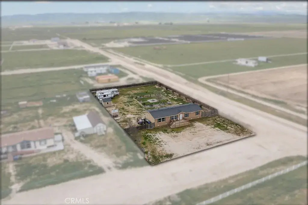 28105 Clydesdale, Taft, CA 93268 - #1