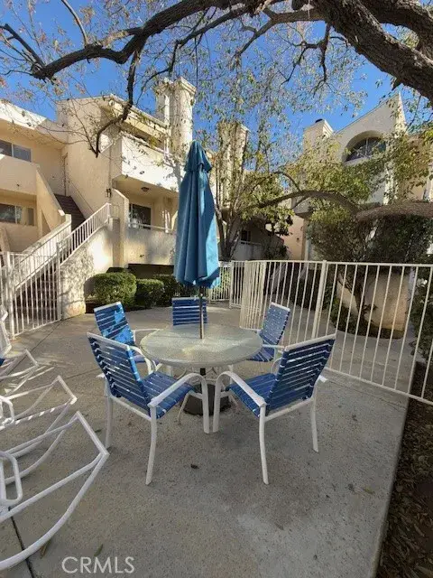 19400 Wyandotte #16, Reseda, CA 91335 - #2