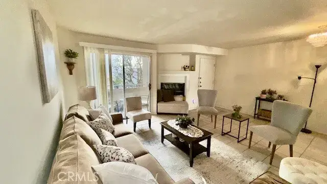 19400 Wyandotte #16, Reseda, CA 91335 - #3