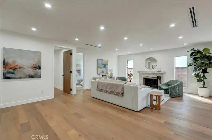 6852 Atoll Avenue, North Hollywood, CA 91605 - #2