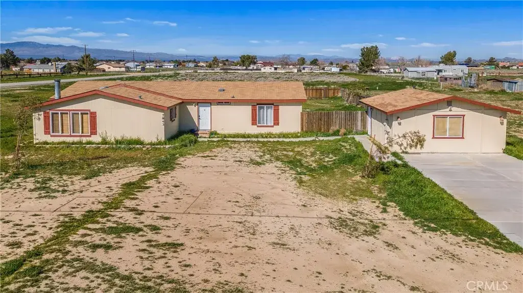 7843 W Avenue F, Lancaster, CA 93536 - #1