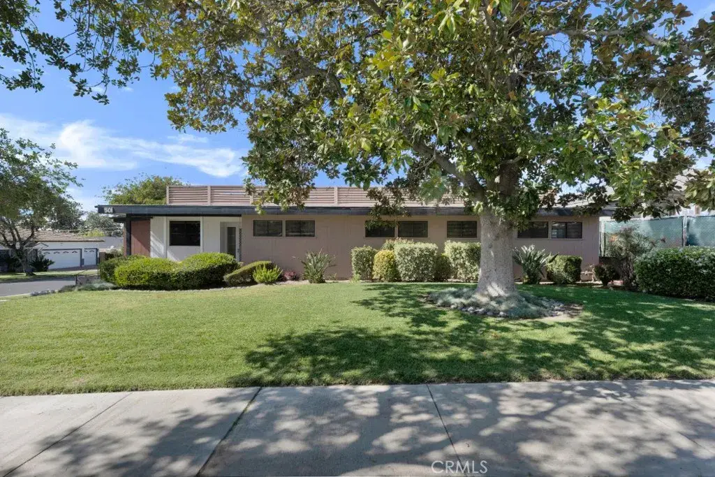 501 Birmingham Road, Burbank, CA 91504 - #1