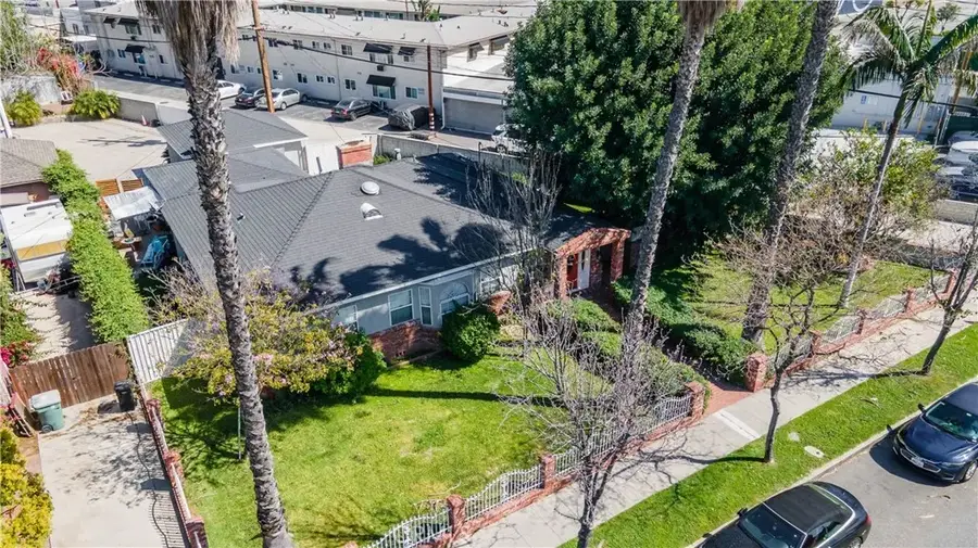 124 N Naomi, Burbank, CA 91505 - #2