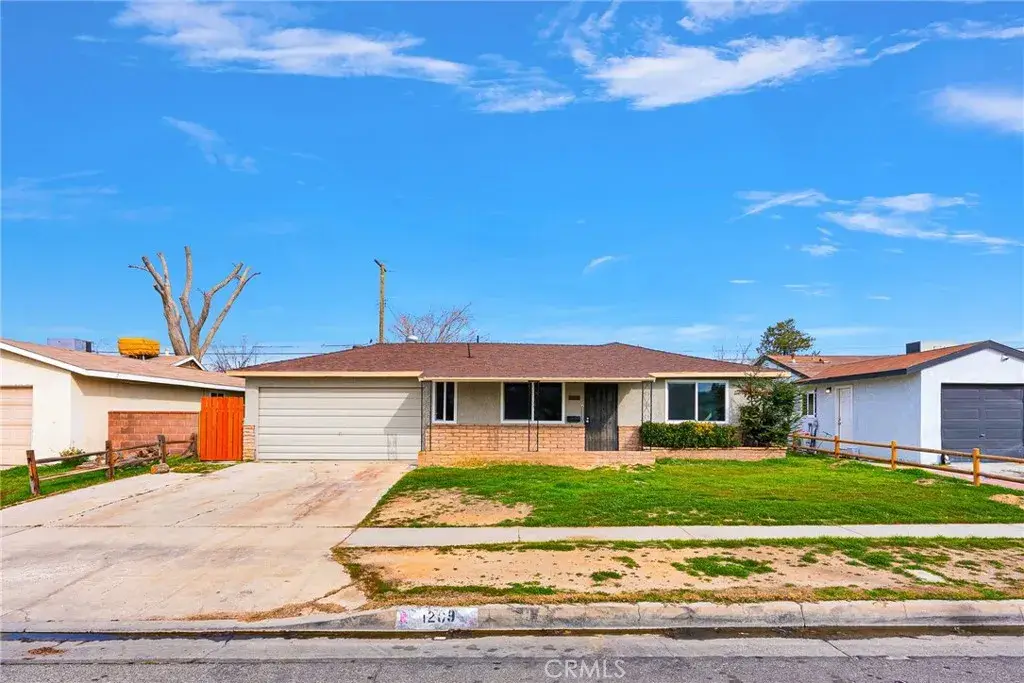 1289 Boyden, Lancaster, CA 93534 - #1