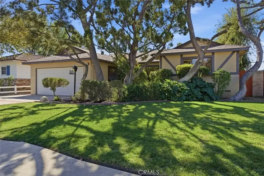 15944 Gledhill Street, North Hills, CA 91343 - #2