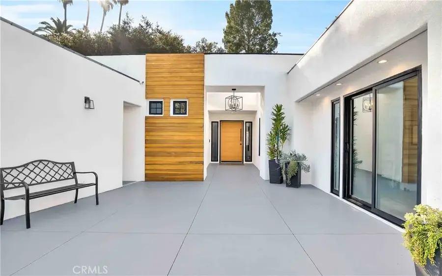 16688 Oldham Street, Encino, CA 91436 - #2