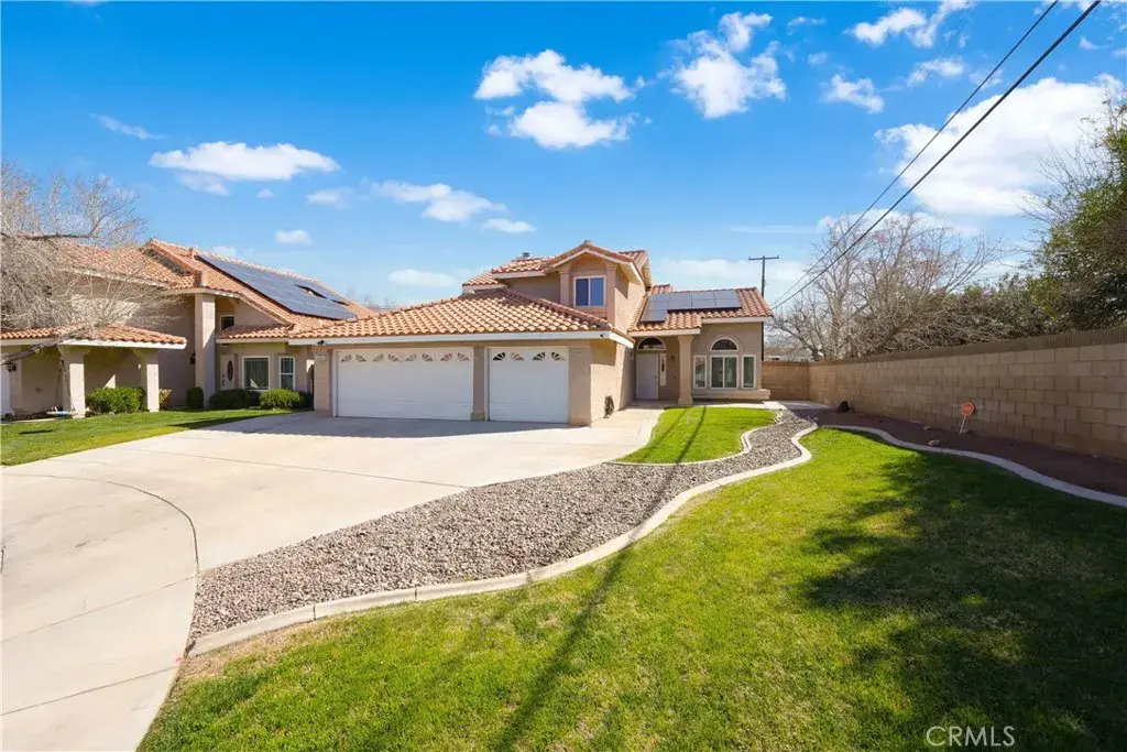 44200 Gillan Avenue, Lancaster, CA 93535 - #1