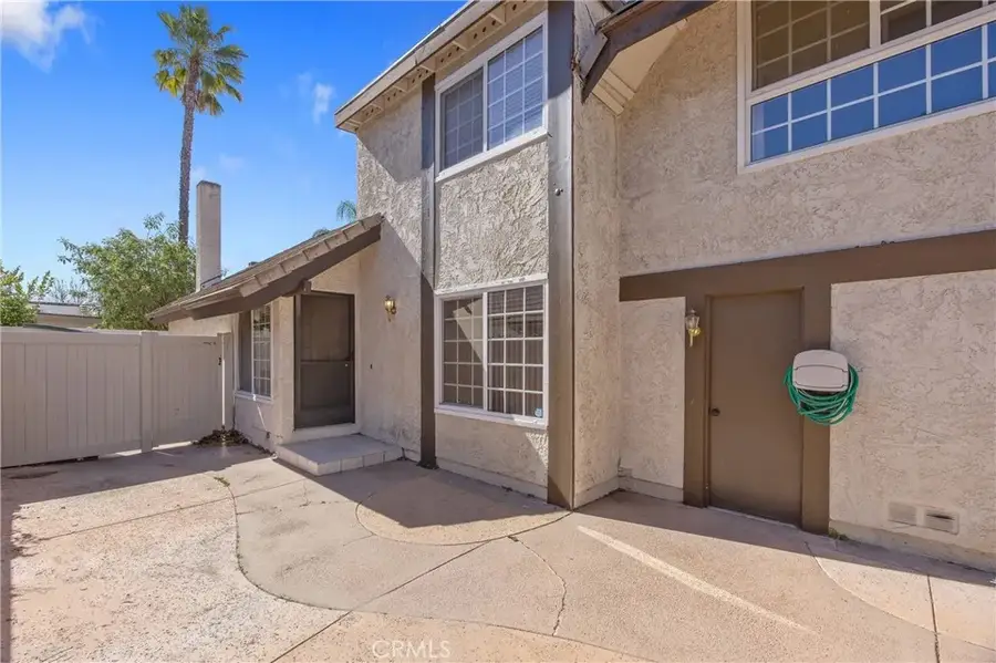 22810 Rio Chico Drive, Valencia, CA 91354 - #2