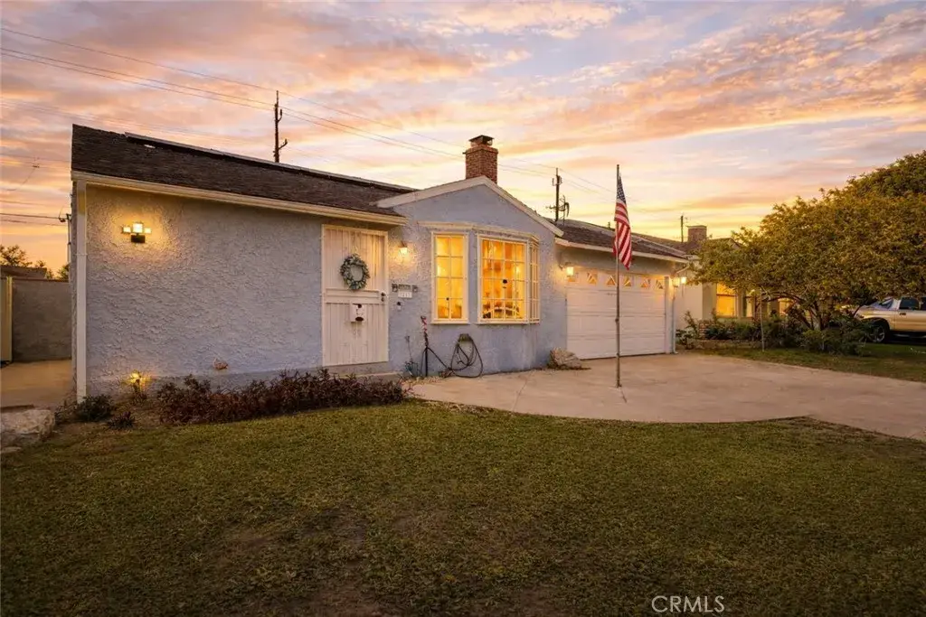 1817 N Hollywood, Burbank, CA 91505 - #1