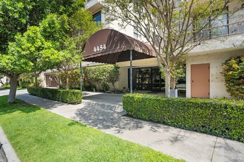 4454 Ventura Canyon Road #304, Sherman Oaks, CA 91423 - #1